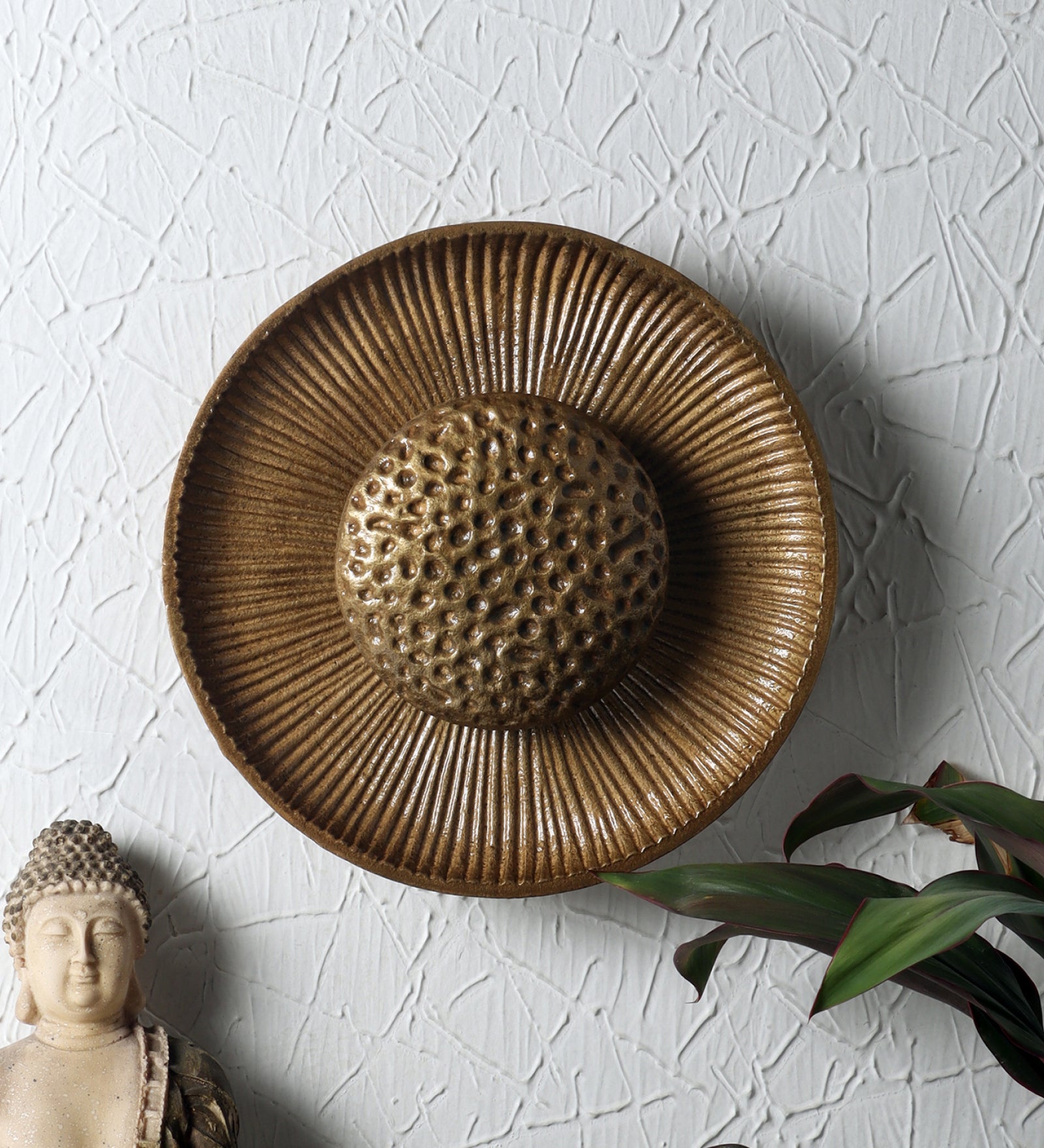 Ujjala Metal Round Antique Brass Wall Light