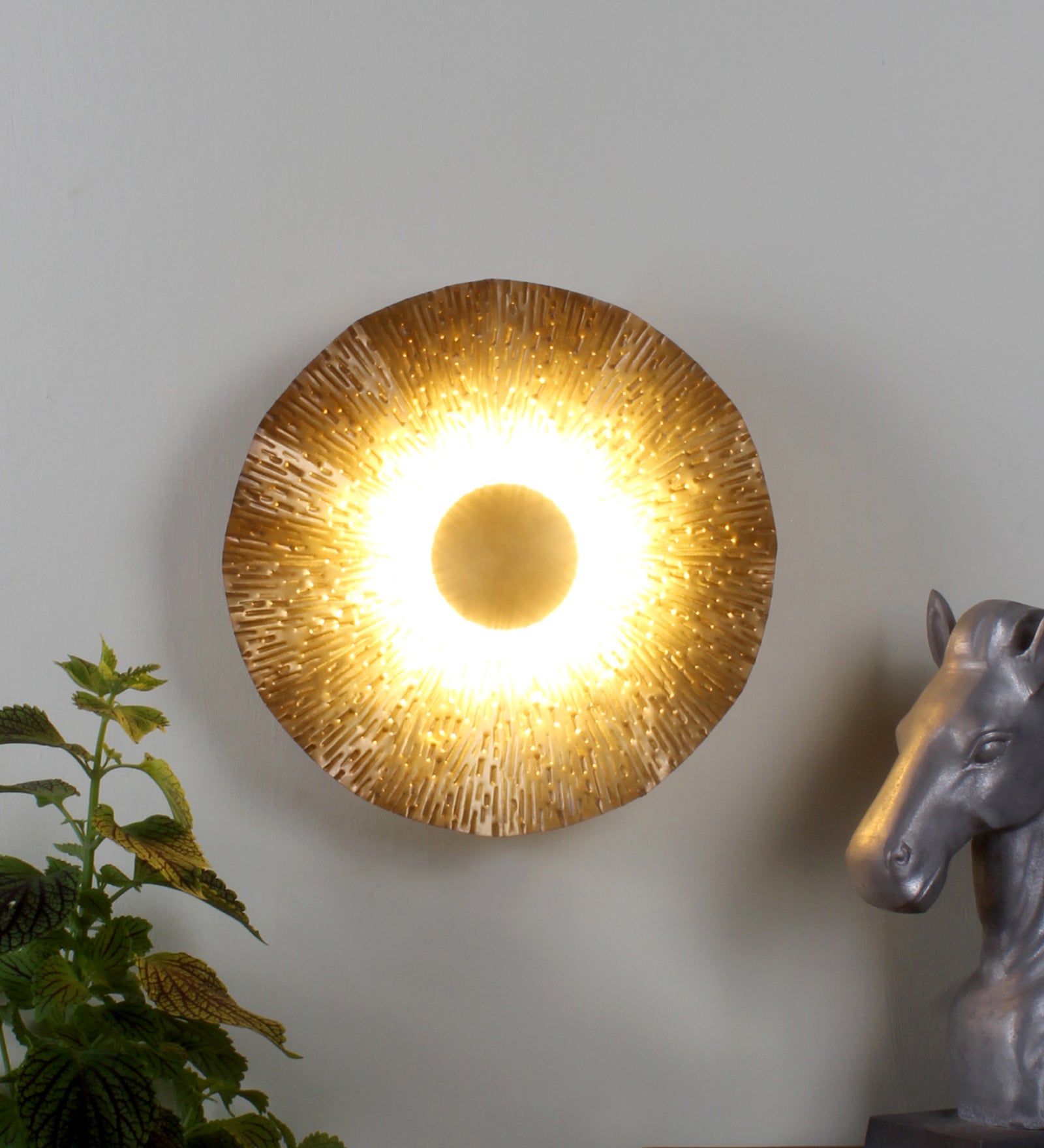 Inbuilt Metal Wall Light