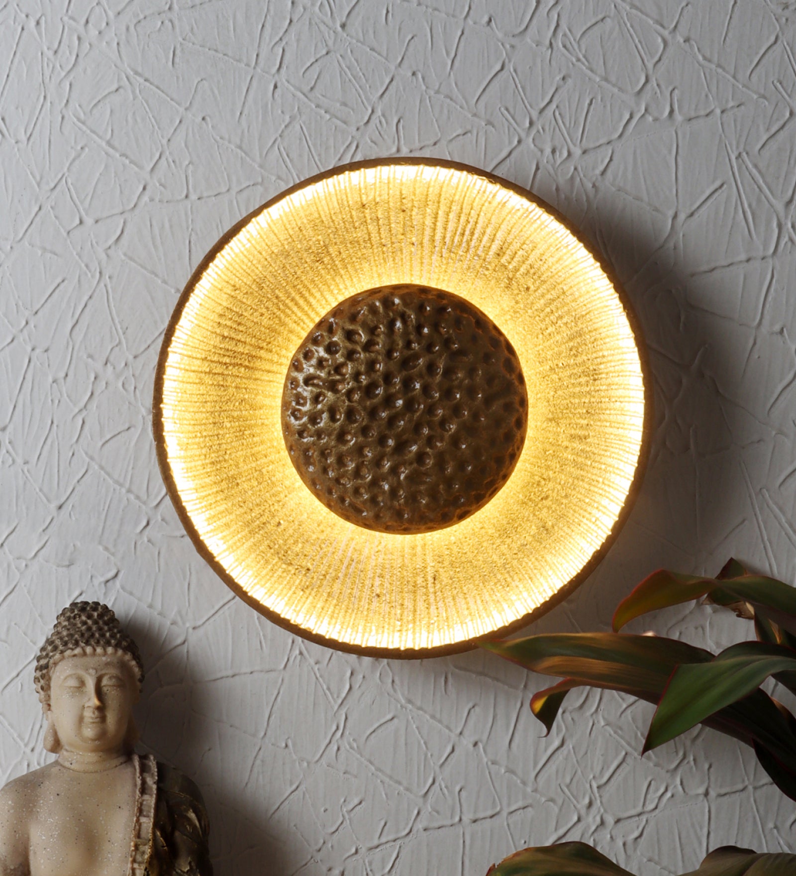 Ujjala Metal Round Antique Brass Wall Light