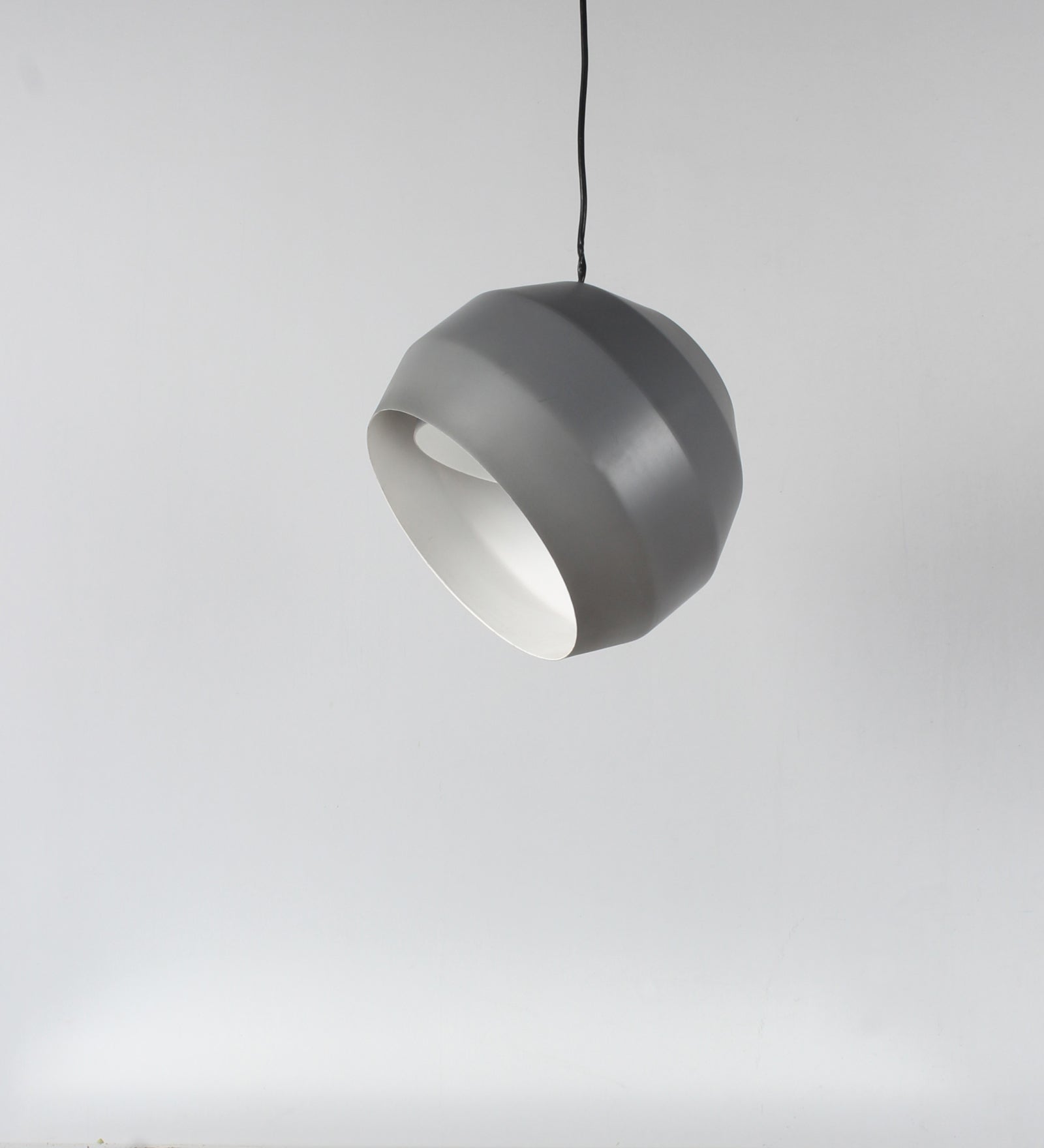 Ujjala Metal Round Hanging Light Grey Finish