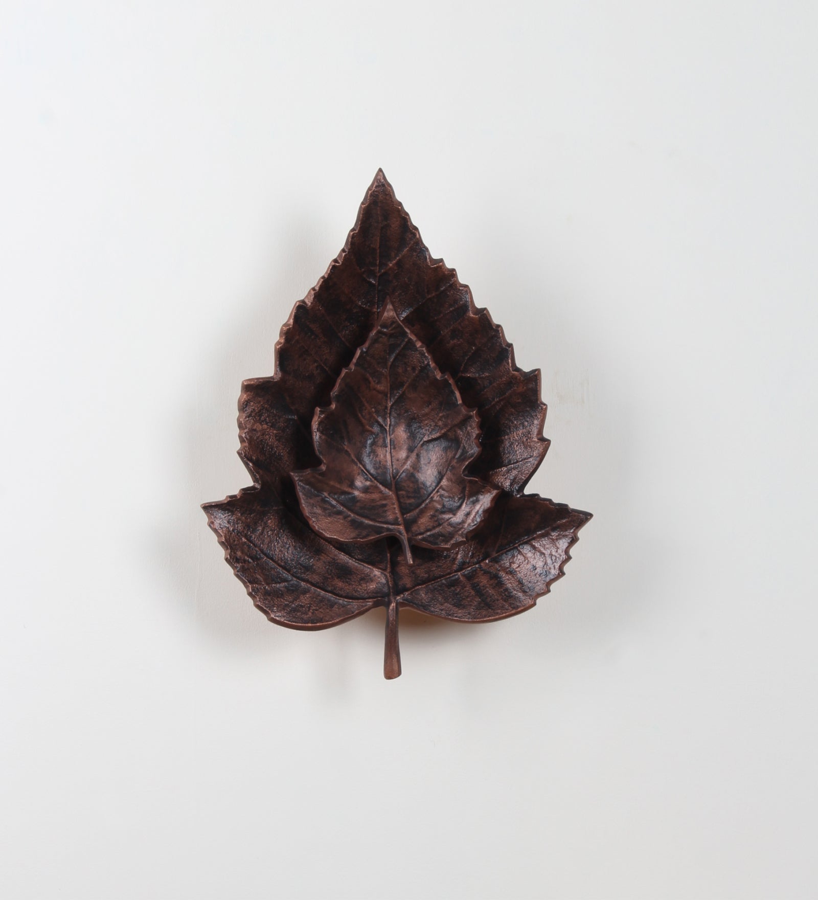 Leaf wall light is a Nature-inspired lighting